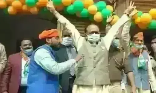 मंत्री सिद्धार्थनाथ सिंह पर हुआ हमला, ब्लेड और जहर लेकर पहुंचा युवक