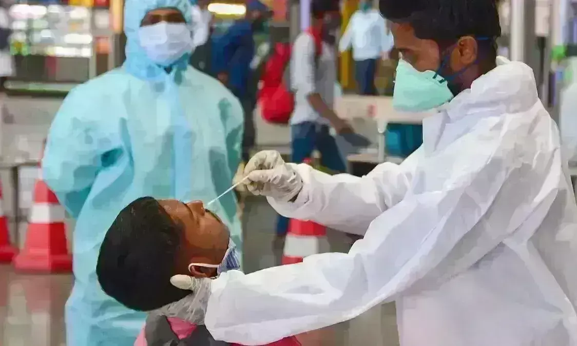 देश में 1 महीने बाद 1 लाख से कम संक्रमित, 24 घंटों में 83 हजार नए मरीज मिले