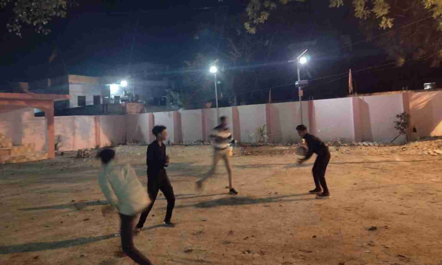 बच्चों की खेल सामग्री का धन डकारने में लगे जिम्मेदार