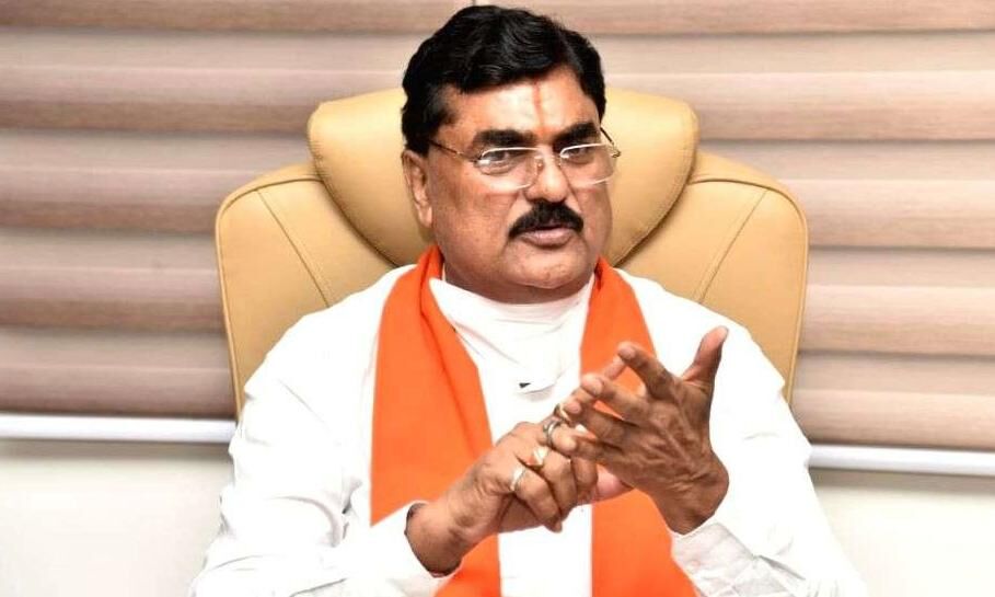 कृषि मंत्री का कमलनाथ पर तंज, बताया ट्विटर वाला नेता कृषि मंत्री का कमलनाथ पर तंज, बताया ट्विटर वाला नेता