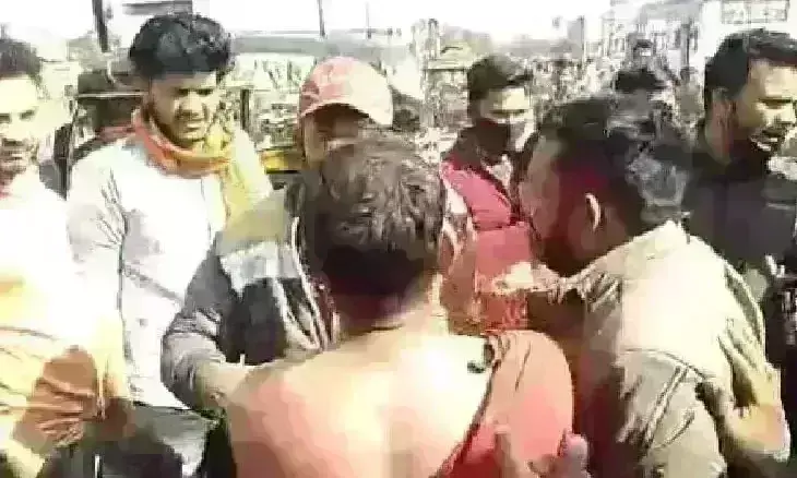 लड़की ने शादी से किया इंकार, लड़के ने दिनदहाड़े किया अपहरण का प्रयास, भीड़ ने पकड़ा