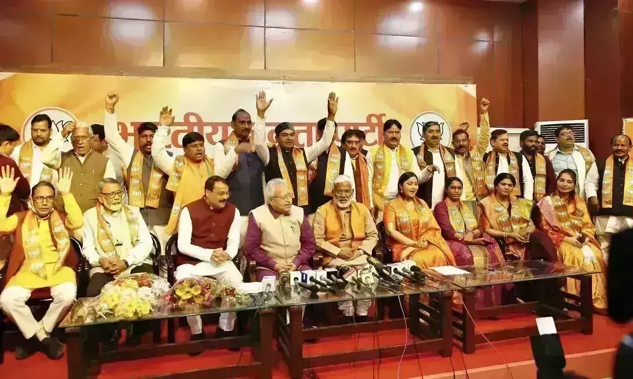 भाजपा ने सपा गठबंधन को दिया झटका, अपना दल (कमेरावादी) के प्रदेश अध्यक्ष हुए शामिल