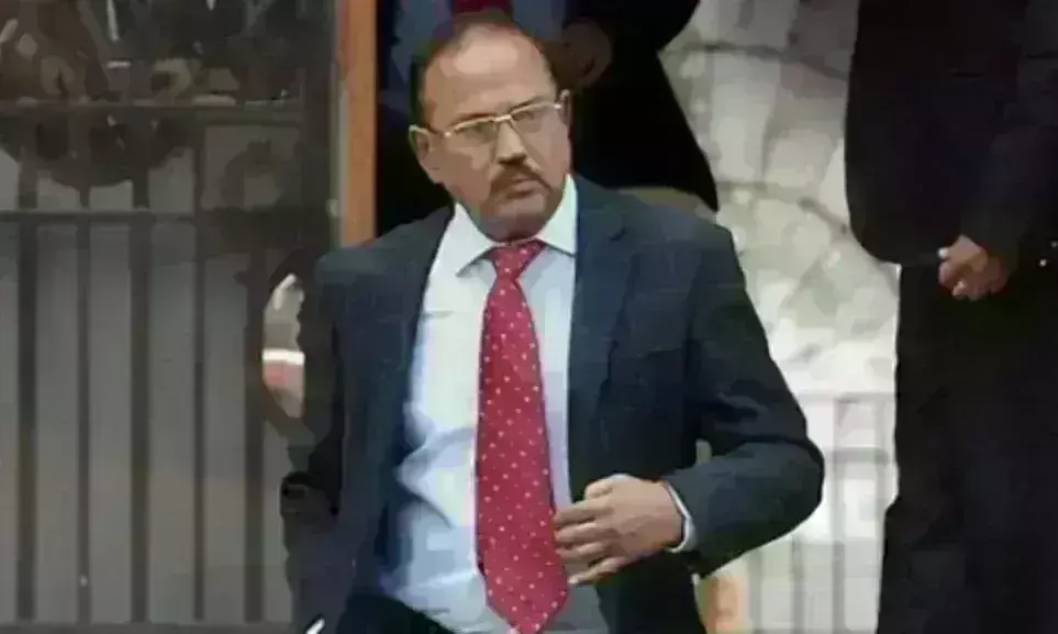 NSA अजित डोभाल के घर में घुसपैठ की कोशिश, युवक बोला - मुझे रिमोट से चलाया जा रहा