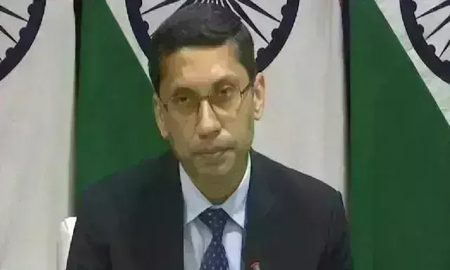 यूक्रेन की स्थिति पर सरकार की नजर, फंसे भारतीयों को निकालने के लिए तेज किए प्रयास यूक्रेन की स्थिति पर सरकार की नजर, फंसे भारतीयों को निकालने के लिए तेज किए प्रयास