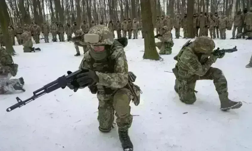 रूस-यूक्रेन युद्ध की आशंका बढ़ी : दोनों देशों ने 57 बार तोड़ा युद्धविराम