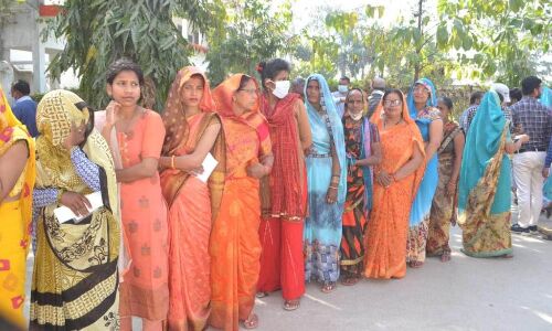 बांदा की चारो विधानसभाओं में 61 प्रतिशत से उपर हुआ मतदान