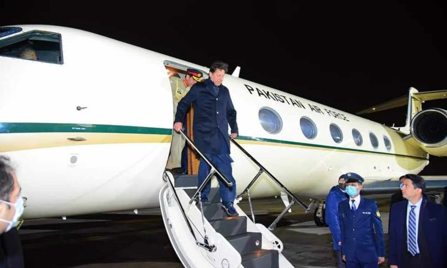 रूस-यूक्रेन युद्ध संकट के बीच मास्को पहुंचे इमरान खान, आर्थिक सहयोग की मांग