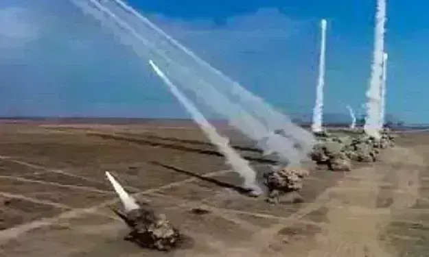 रूस ने कीव पर दागी बैलिस्टिक मिसाइल, यूक्रेन में लगा मार्शल लॉ