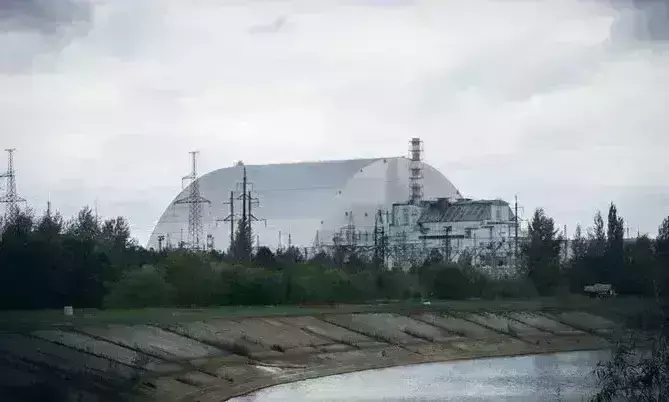 यूक्रेन के चेरनोबिल न्यूक्लियर प्लांट से बढ़ा रेडिएशन, खतरे में हजारों जान