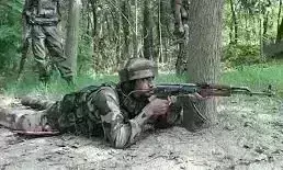 सुरक्षाबलों को मिली सफलता, आतंकियों के दो सहयोगी गिरफ्तार सुरक्षाबलों को मिली सफलता, आतंकियों के दो सहयोगी गिरफ्तार