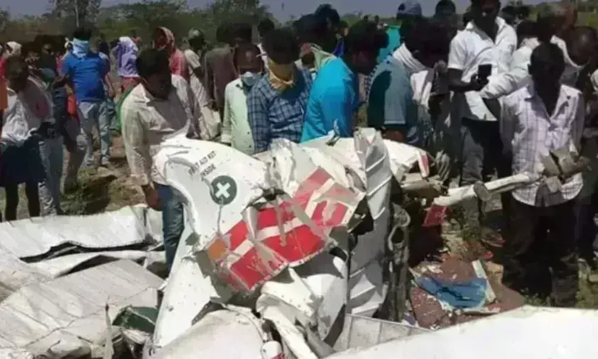 नालगोंडा में हेलीकॉप्टर क्रैश, दो ट्रेनी पायलटों की मौत