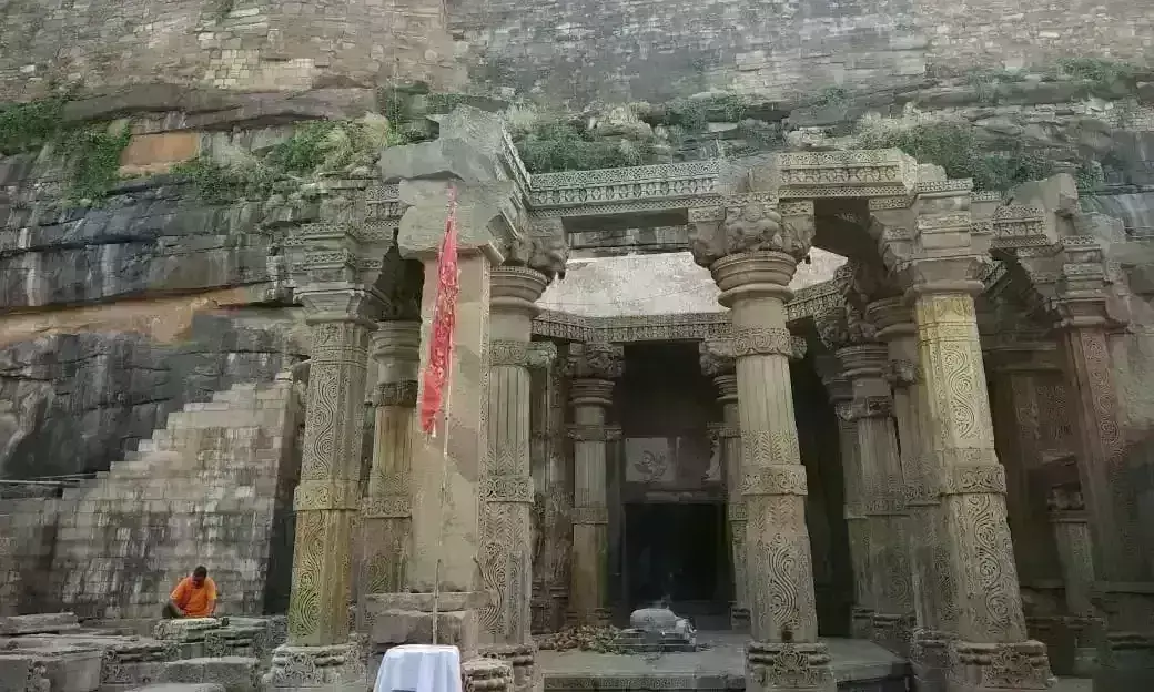 मंदिरों में तैयारी पूरी, कल गूंजेगा हर-हर-बम-बम का उदघोष