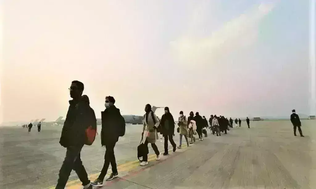 वायुसेना ने दो दिनों में 1428 छात्रों की कराई  भारत वापसी, राहत सामग्री भी पहुंचाई