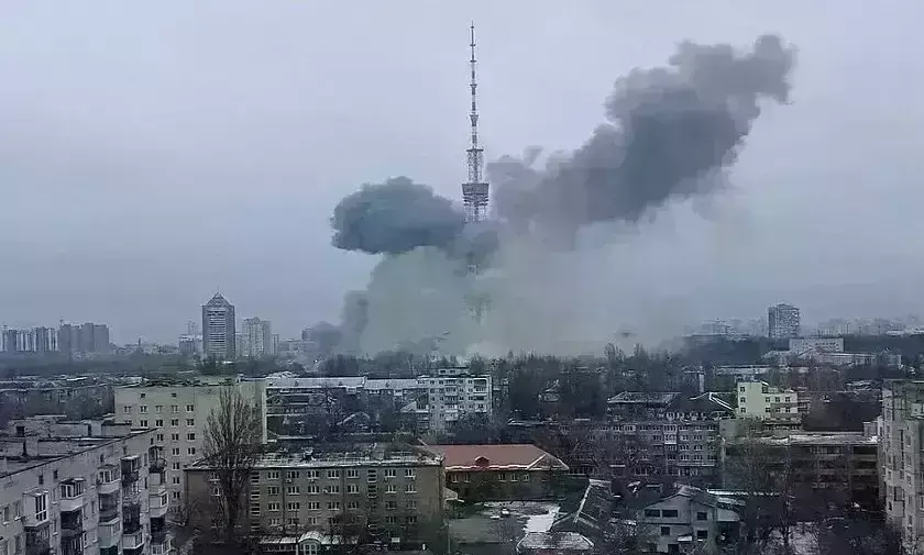 यूक्रेन युद्ध का 9वां दिन, कीव में धमाके हुए तेज, तीन शहरों पर हवाई हमले की तैयारी
