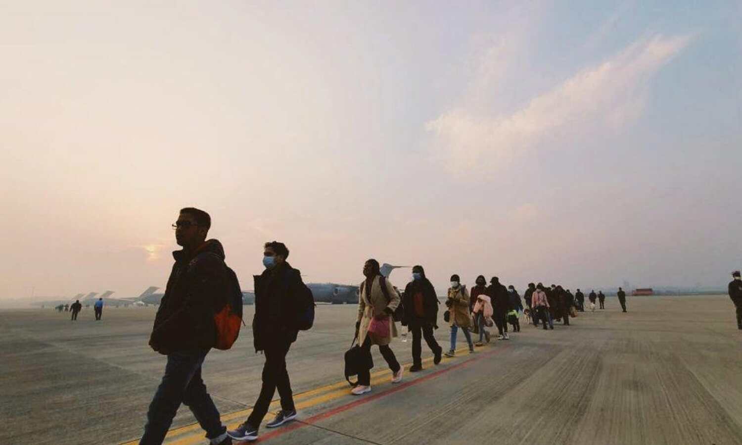 ऑपरेशन गंगा : यूक्रेन से अब तक 13,300 भारतीय नागरिक वापिस लौटे, अगले 24 घंटे में आएंगी 13 फ्लाइट