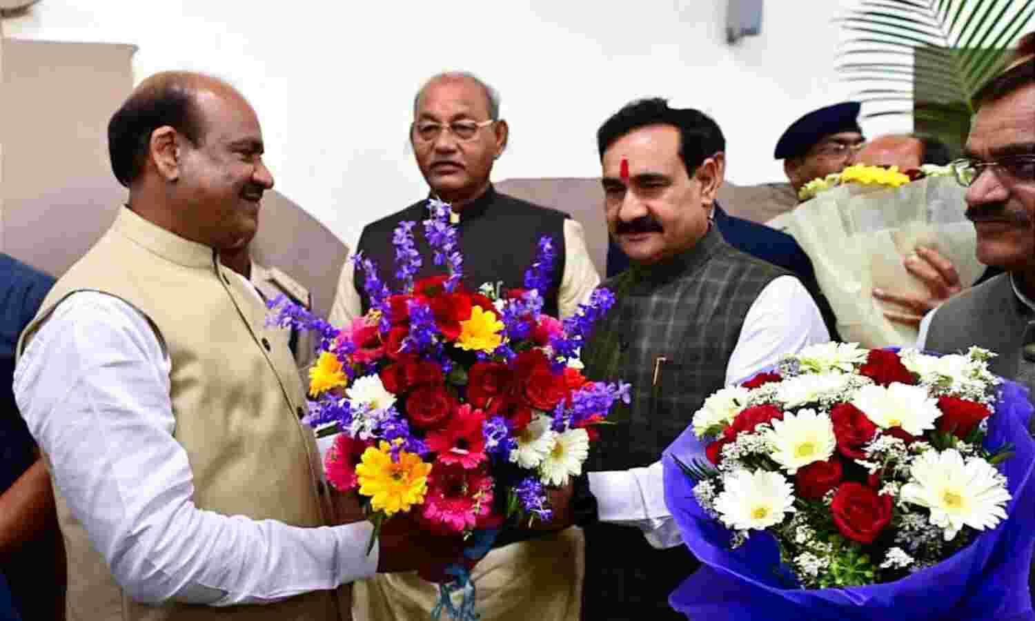 लोकसभा अध्यक्ष पहुंचे भोपाल, जमकर हुआ स्वागत