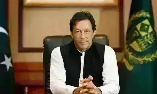 अविश्वास प्रस्ताव से बौखलाए पाकिस्तान के प्रधानमंत्री, विपक्ष को दी धमकी, कही ये...बात