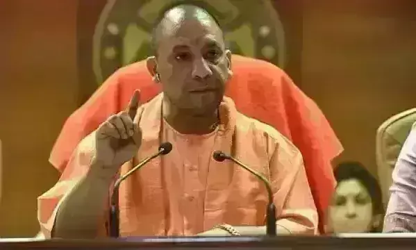 योगी सरकार में मंत्रियों के नाम पर चर्चा शुरू, केशव प्रसाद-दिनेश शर्मा रह सकते है बरकरार