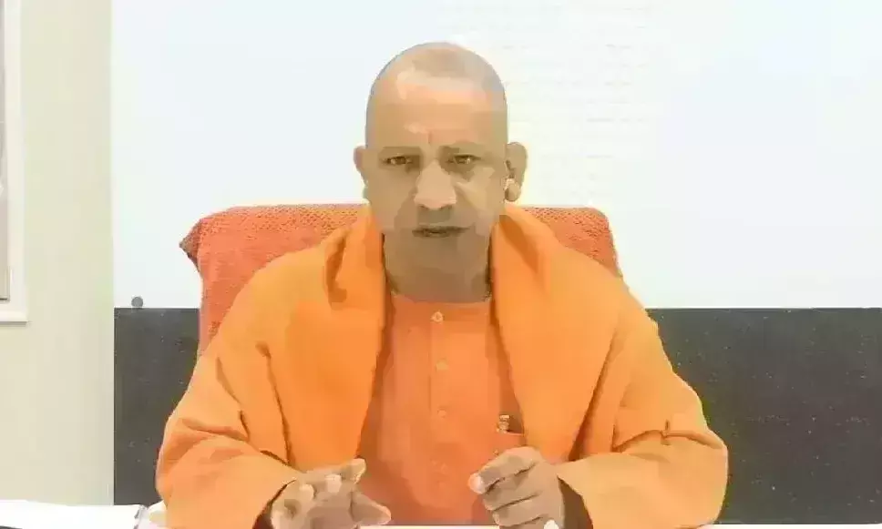 योगी आदित्यनाथ ने विधान परिषद से दिया इस्तीफा, गोरखपुर से चुनकर पहुंचे विधानसभा