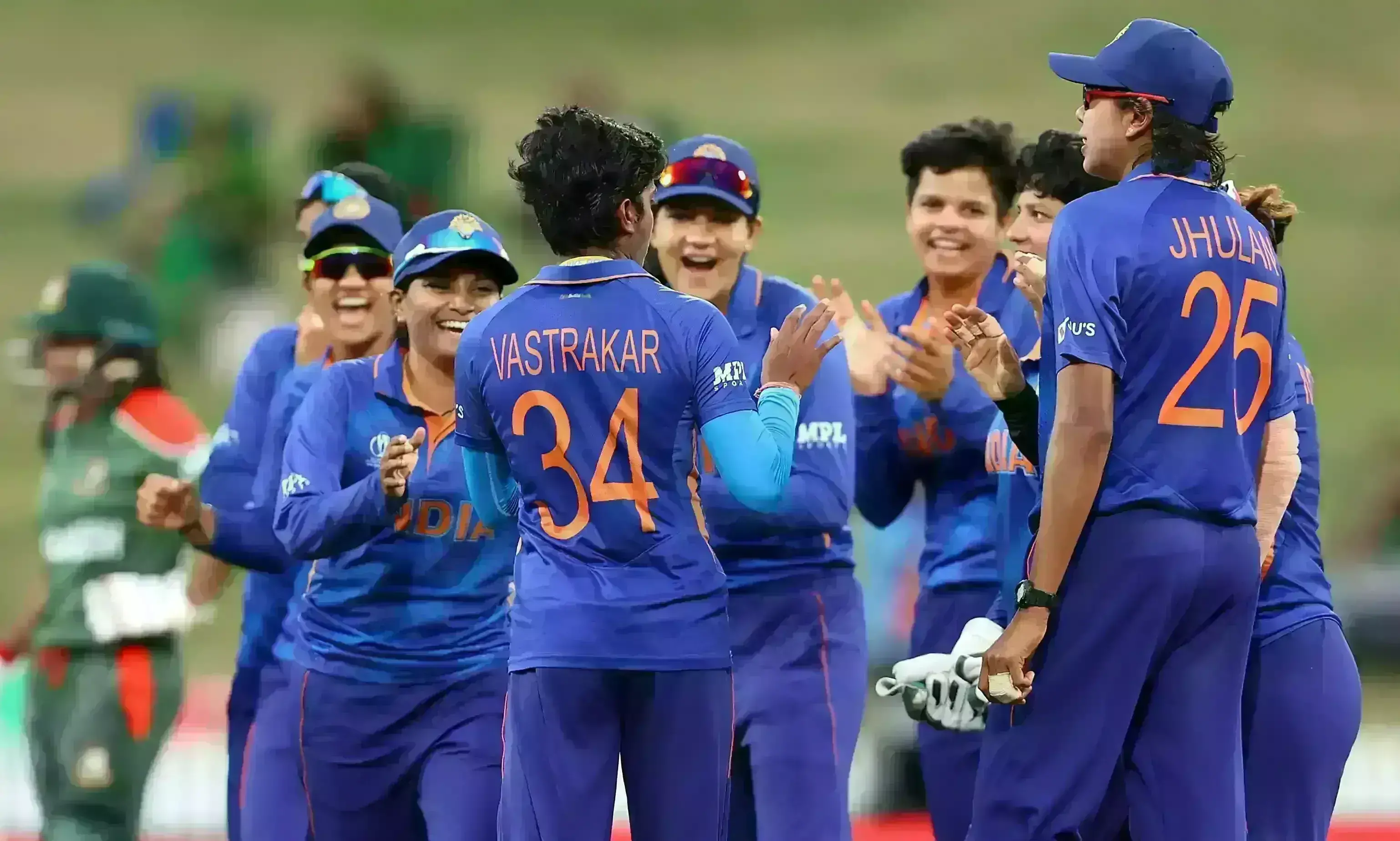 महिला वर्ल्ड कप : भारत ने बांग्लादेश को 110 रन से हराया, स्नेह राणा ने लिए 4 विकेट