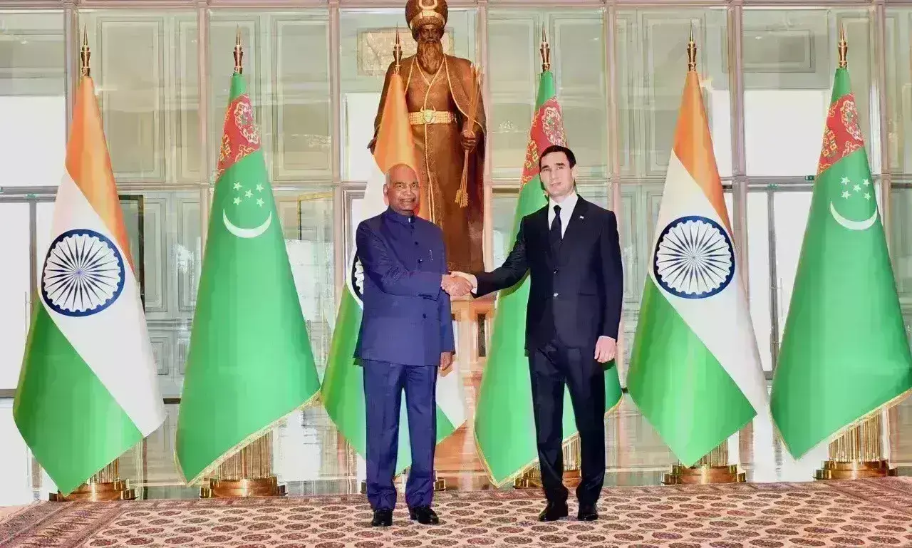 राष्ट्र्पति कोविंद पहुंचे तुर्कमेनिस्तान, आपदा प्रबंधन समेत चार समझौतों पर किए हस्ताक्षर