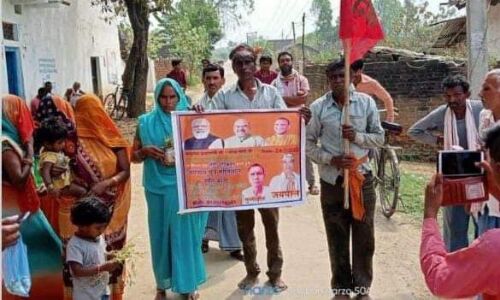 योगी के दोबारा सीएम बनने पर तेज धूप में लखनऊ तक का सफर