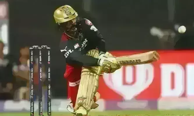 रॉयल चेलेंजर्स ने राजस्थान रॉयल्स को चार विकेट से हराया, दिनेश कार्तिक ने मैच पलटा