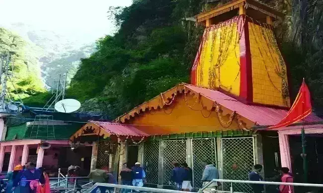 यमुनोत्री धाम के कपाट खुलने की तिथि, मुहूर्त तय, जानिए कब से होंगे दर्शन यमुनोत्री धाम के कपाट खुलने की तिथि, मुहूर्त तय, जानिए कब से होंगे दर्शन