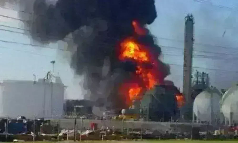 भरूच की केमिकल फैक्ट्री में धमाके से आग लगी, 6 मजदूरों की झुलसकर मौत भरूच की केमिकल फैक्ट्री में धमाके से आग लगी, 6 मजदूरों की झुलसकर मौत