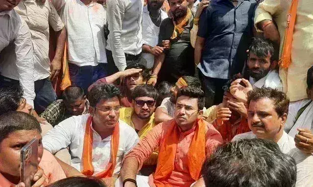 भाजपा न्याय यात्रा को करौली जाने से रोका, गहलोत हमसे डरता है के नारे लगे