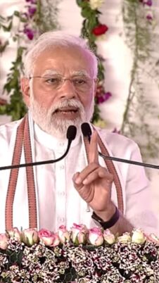 मोदी सरकार से जुड़कर करें बिजनेस, होगी कमाई