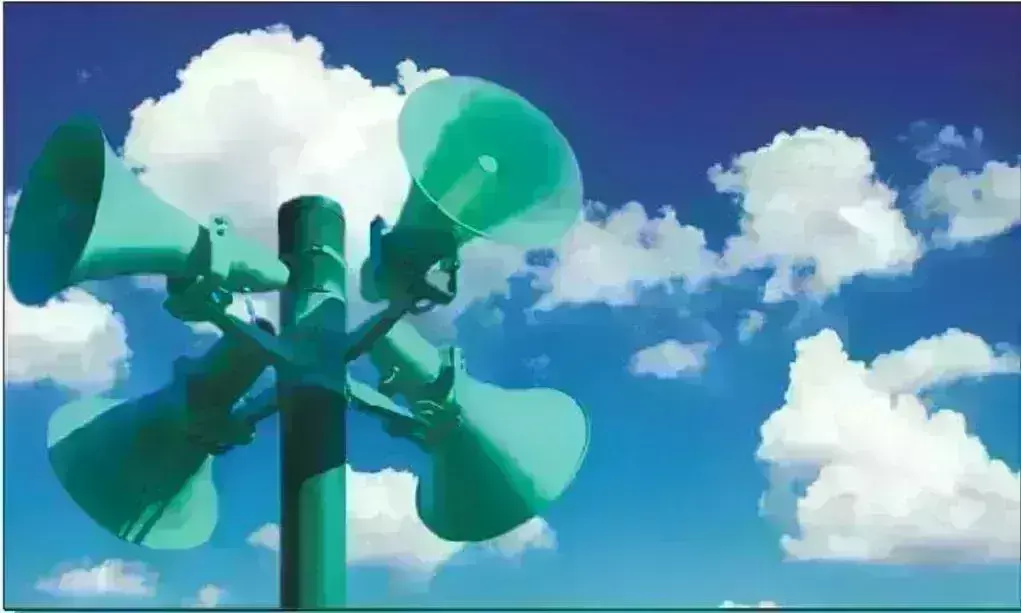 उप्र में 125 धार्मिक स्थलों से उतरवाए गए लाउडस्पीकर, मुख्यमंत्री योगी ने मांगी रिपोर्ट