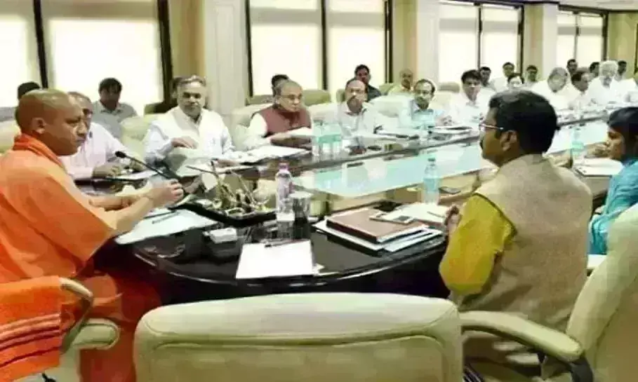 योगी आदित्यनाथ के निर्देश, आग के प्रकोप से बचाव के लिए उठाएं ठोस कदम