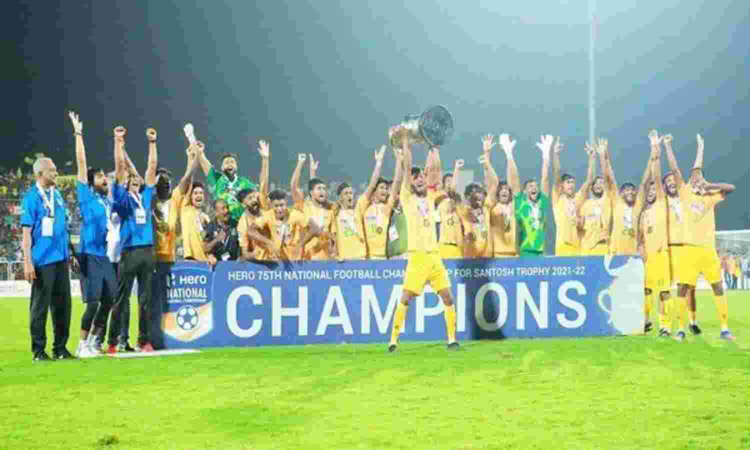 केरल ने जीती संतोष ट्रॉफी, पश्चिम बंगाल को  5-4 से हराया