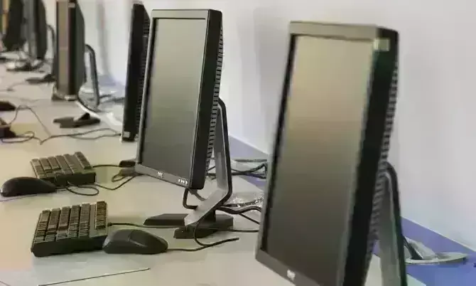 यूपी को बनाया जाएगा आईटी हब, युवाओं के लिए उपलब्ध होंगे रोजगार के अवसर यूपी को बनाया जाएगा आईटी हब, युवाओं के लिए उपलब्ध होंगे रोजगार के अवसर