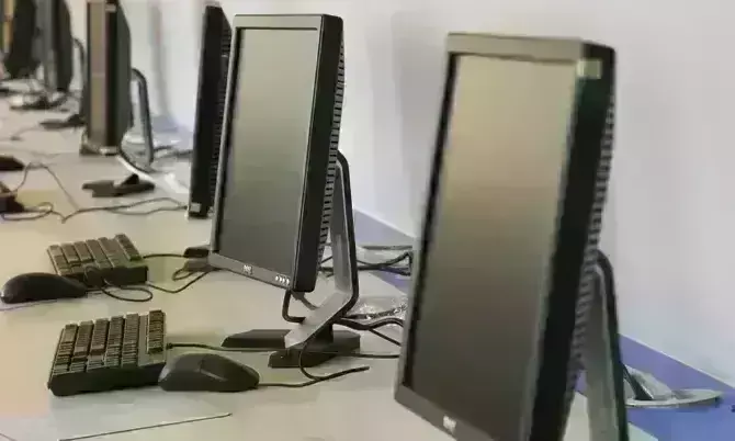 यूपी को बनाया जाएगा आईटी हब, युवाओं के लिए उपलब्ध होंगे रोजगार के अवसर यूपी को बनाया जाएगा आईटी हब, युवाओं के लिए उपलब्ध होंगे रोजगार के अवसर