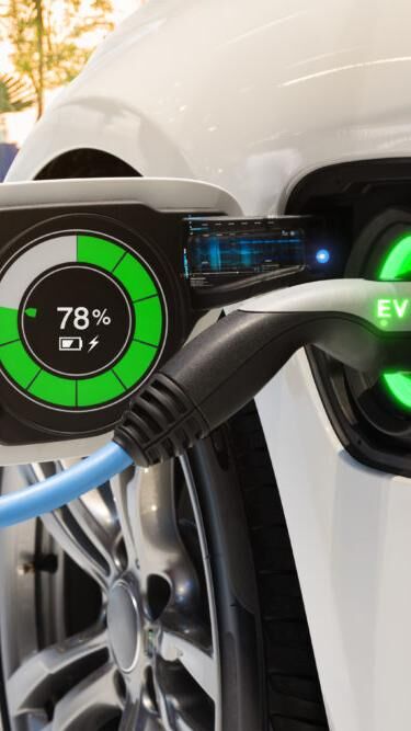 ये...है सबसे सस्ती इलेक्ट्रिक कार और स्कूटर, बेहतर माइलेज से साल में देते है बड़ी बचत