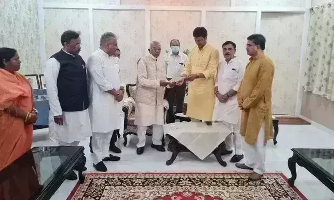 त्रिपुरा के मुख्यमंत्री बिप्लब देव ने दिया इस्तीफा, नए सीएम की तलाश शुरू