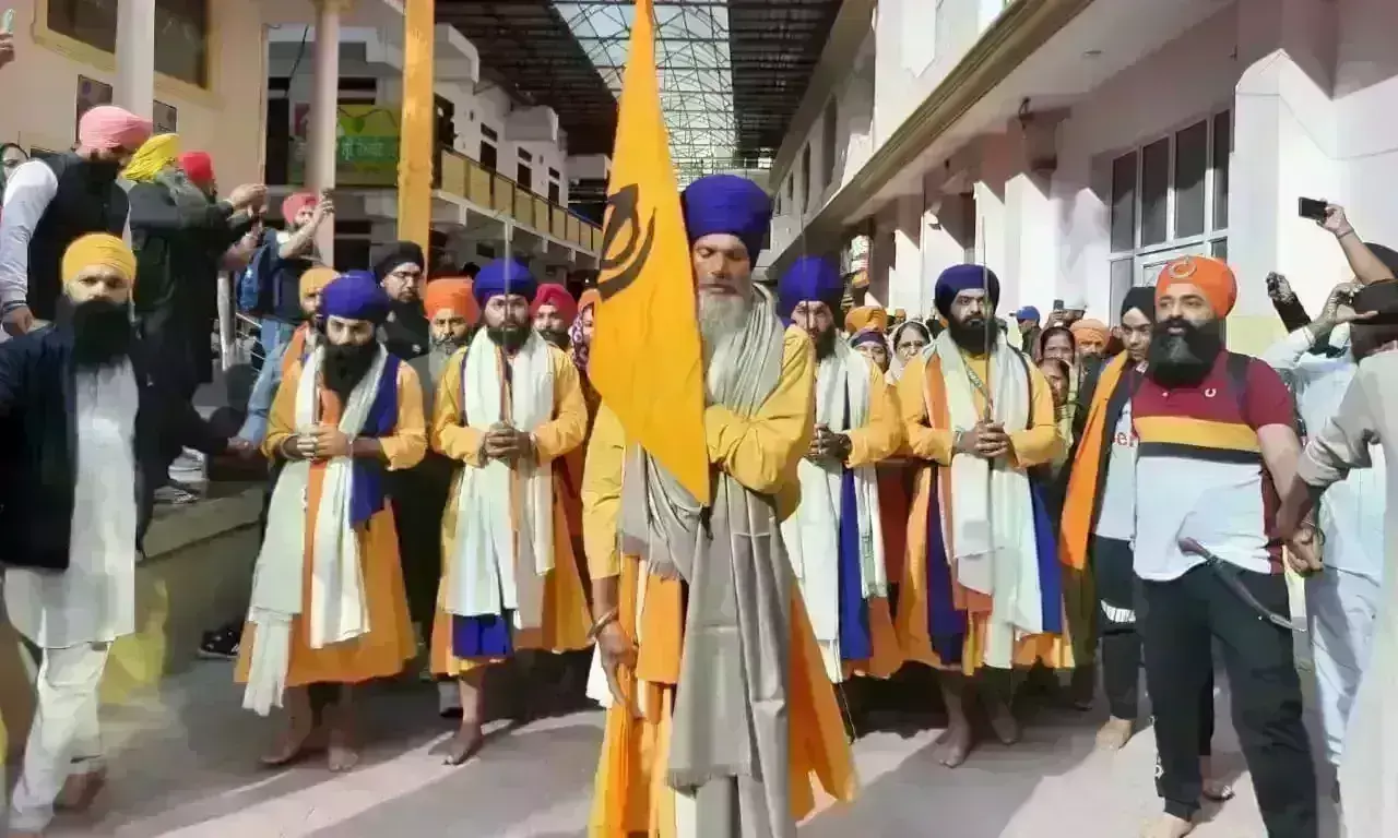 हेमकुंड साहिब के कल खुलेंगे कपाट, दर्शन के लिए श्रद्धालुओं का जत्था रवाना