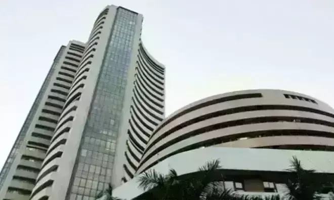 शेयर समीक्षा : सप्ताह के अंत में मजबूत हुआ बाजार, बैंक इंडेक्स में 4 प्रतिशत की बढ़त