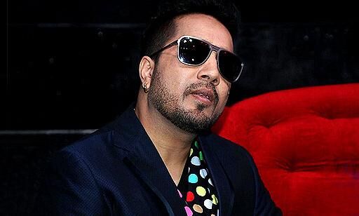 सिद्धू मूसेवाला की हत्या के बाद बढ़ी मीका सिंह की सुरक्षा, ड्रोन से रखी जा रही निगरानी