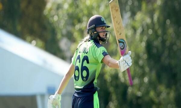 महिला किकेट : आयरलैंड ने दक्षिण अफ्रीका को पहले टी-20 में 10 रन से हराया