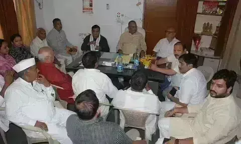 मेयर के टिकट को लेकर पर्यवेक्षक के सामने भिड़े देवेंद्र शर्मा-सतीश सिकरवार