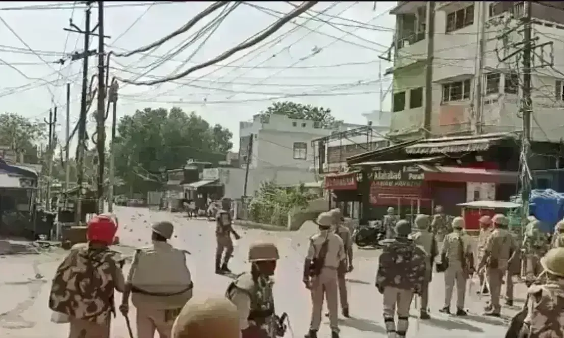 पैगंबर विवाद : देश के कई शहरों में प्रदर्शन, प्रयागराज-सहारनपुर में पथराव, श्रीनगर में बंद पैगंबर विवाद : देश के कई शहरों में प्रदर्शन, प्रयागराज-सहारनपुर में पथराव, श्रीनगर में बंद