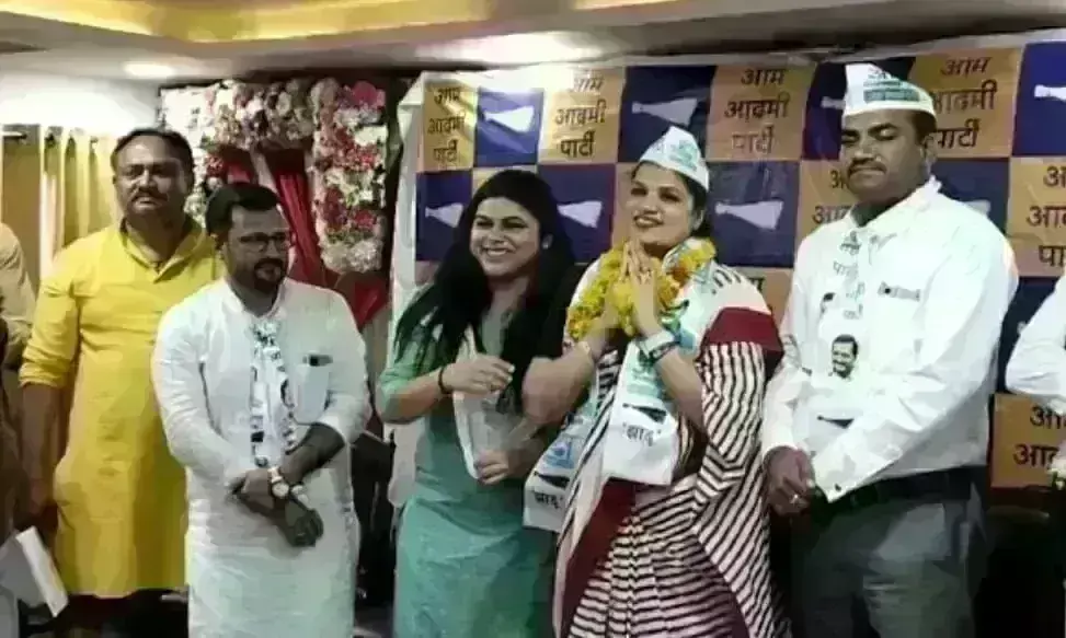 रूचि गुप्ता ने छोड़ी कांग्रेस, आप ने दिया महापौर का टिकट, अब त्रिकोणीय होगा मुकाबला