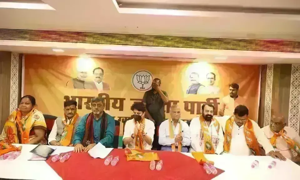 पार्षद प्रत्याशियों को सिंधिया ने दिया जीत का मंत्र, कहा- रूठे कार्यकर्ता को घर जाकर मनाओं