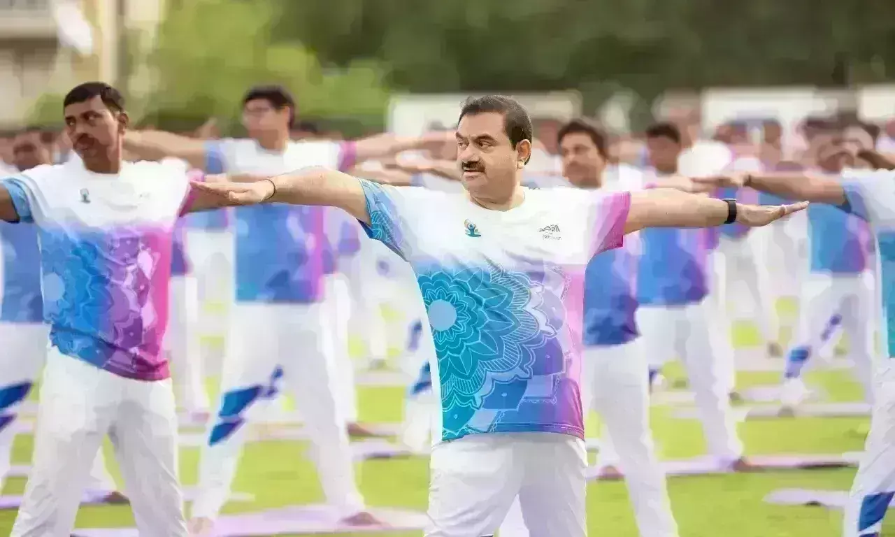 अडाणी फाउंडेशन ने योग के माध्यम से दिया फिट इंडिया का संदेश