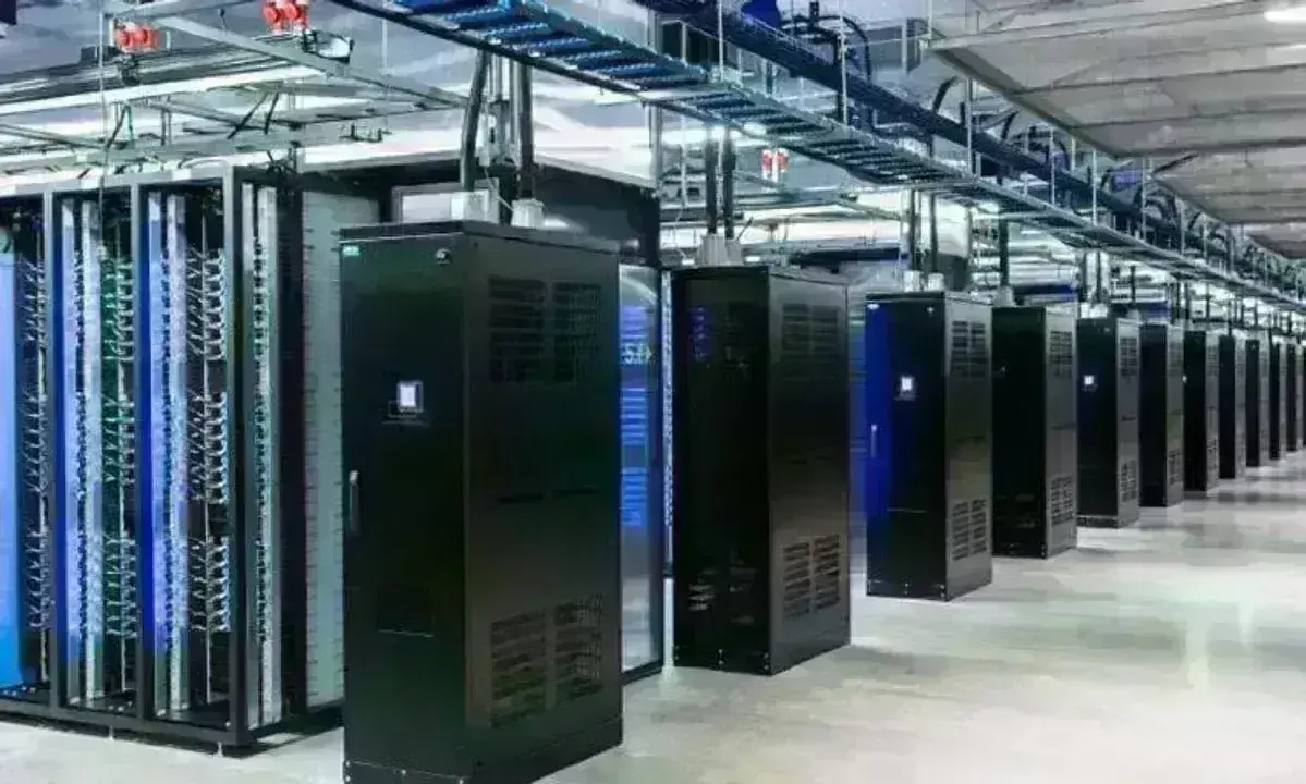 डाटा सेंटर की स्थापना से बढ़ेगी प्रदेश की जीडीपी, कैबिनेट ने निवेश को दी मंजूरी डाटा सेंटर की स्थापना से बढ़ेगी प्रदेश की जीडीपी, कैबिनेट ने निवेश को दी मंजूरी