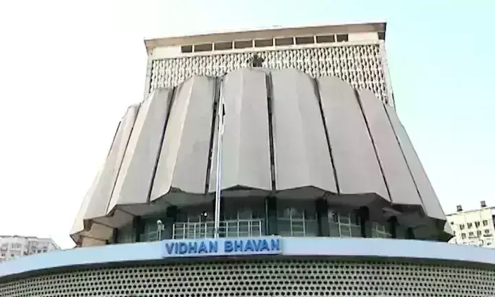 विधानसभा स्पीकर चुनाव : MVA ने शिवसेना के राजन सालवी को उतारा, भाजपा के राहुल नार्वेकर से मुकाबला