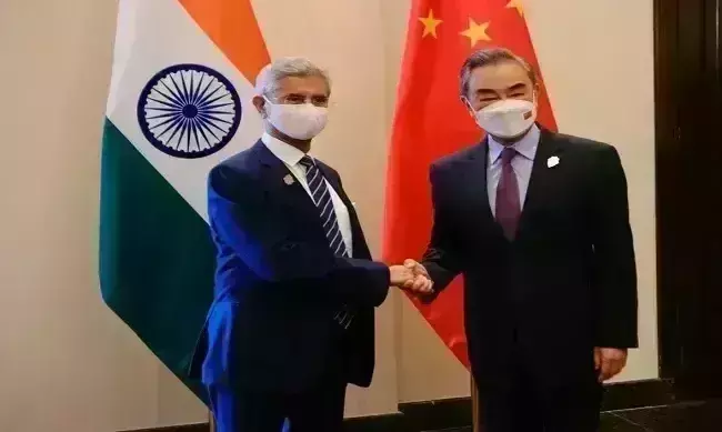 चीनी विदेश मंत्री से मिले डॉ. जयशंकर, सीमा के हालात पर हुई चर्चा